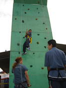 Muros de escalada, Atracciones Mecanicas